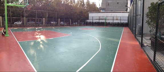 上海杨浦区国康路设计院硅PU塑胶篮球场围网灯光建设/施工